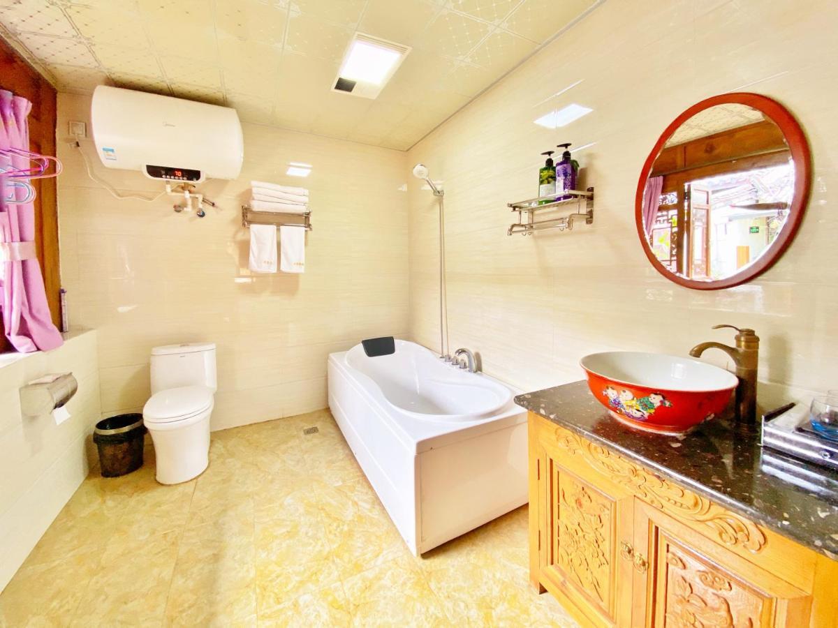 Juxian Boutique Homestay ลี่เจียง ภายนอก รูปภาพ