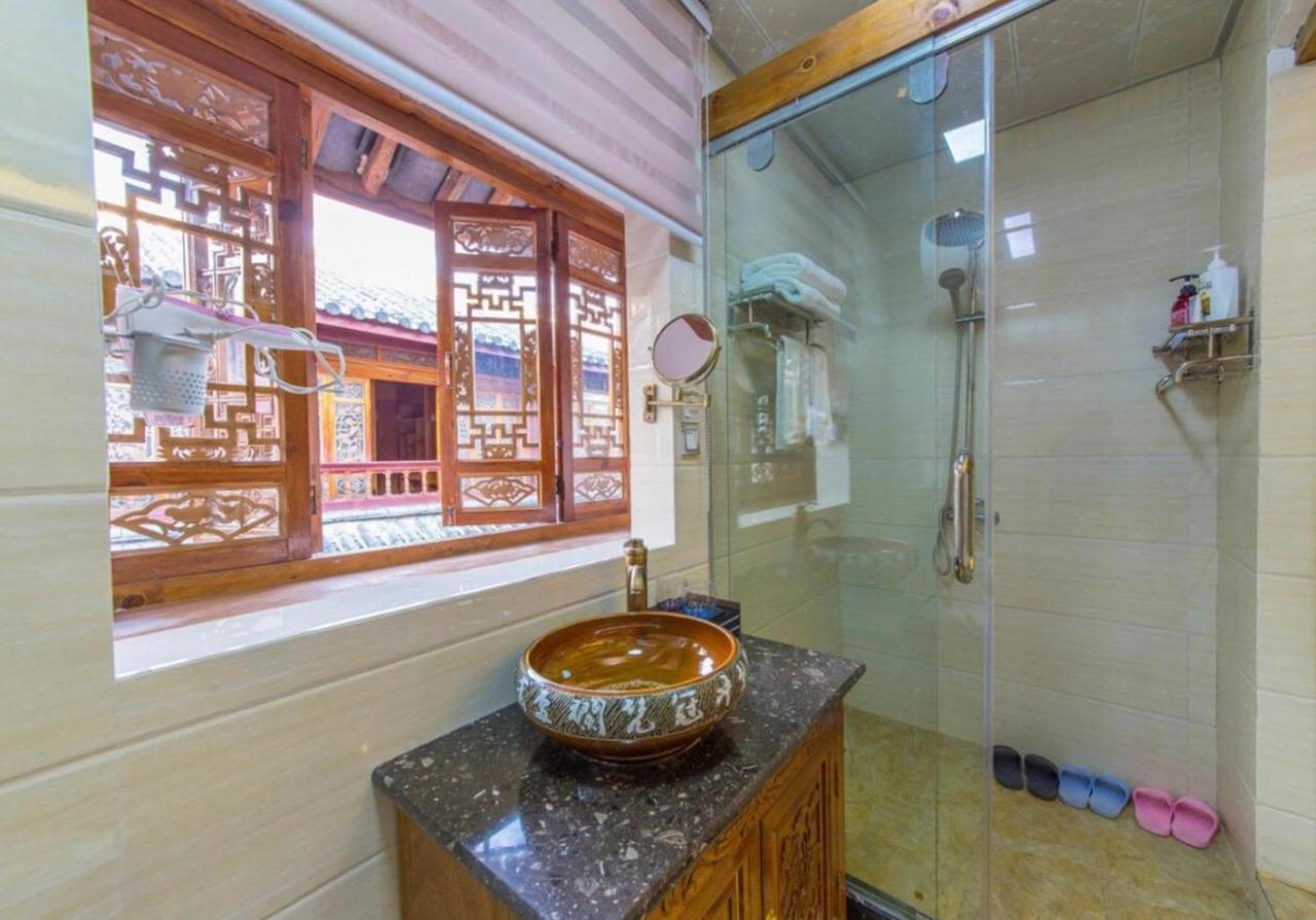 Juxian Boutique Homestay ลี่เจียง ภายนอก รูปภาพ