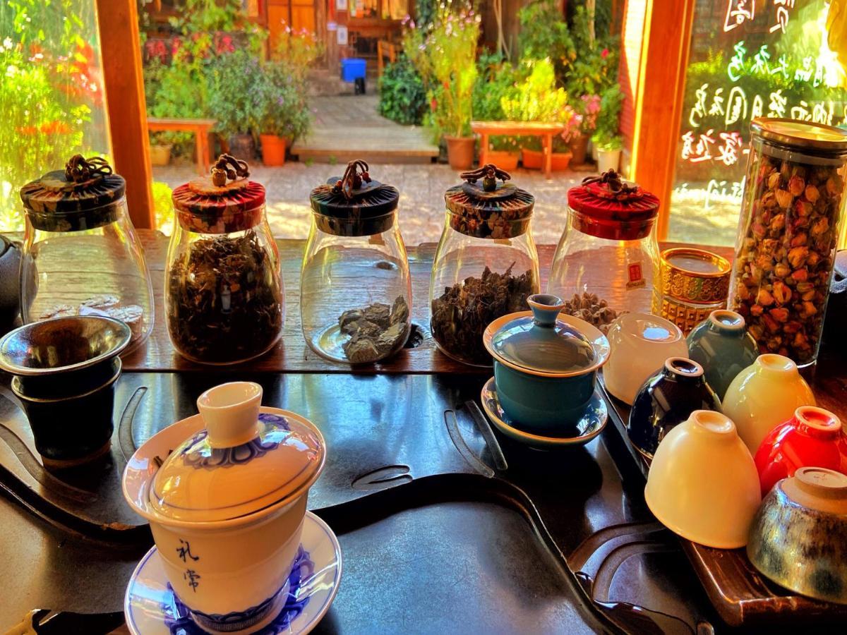Juxian Boutique Homestay ลี่เจียง ภายนอก รูปภาพ