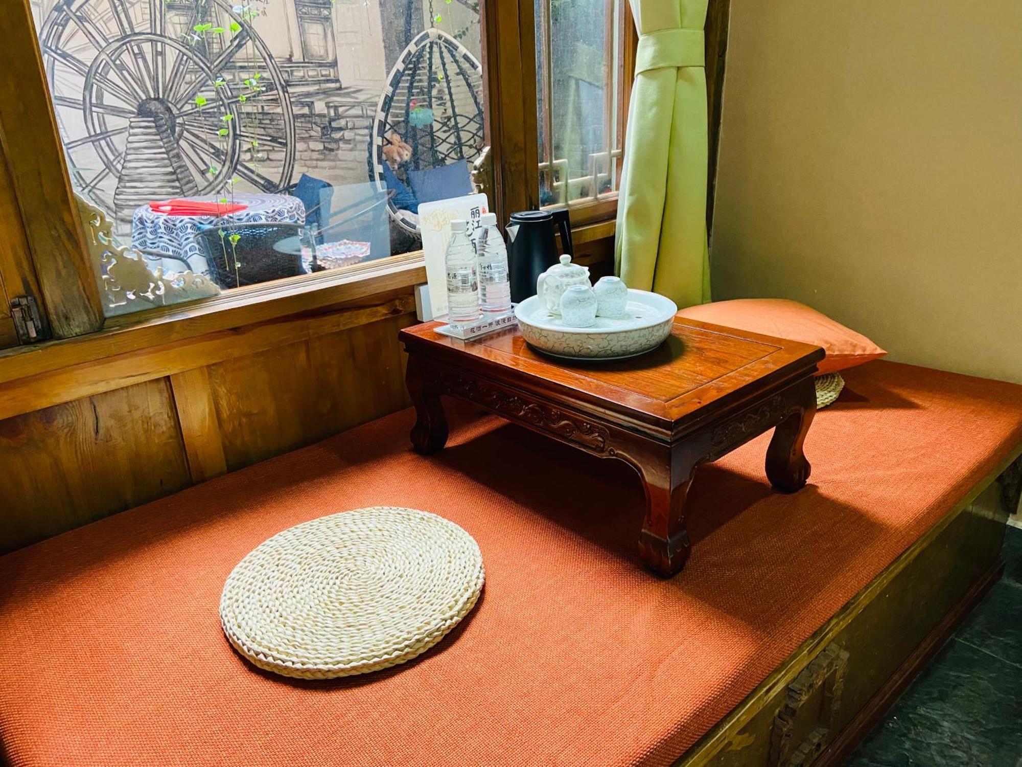 Juxian Boutique Homestay ลี่เจียง ภายนอก รูปภาพ